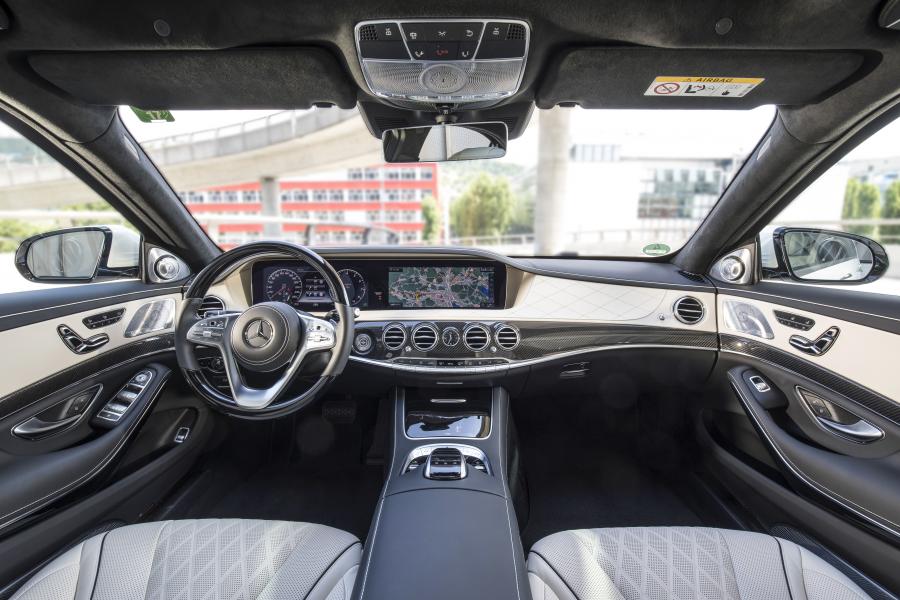 Торпедо Mercedes-Benz S560 Lang 2017 года  (WW) (фото 17 из 50)